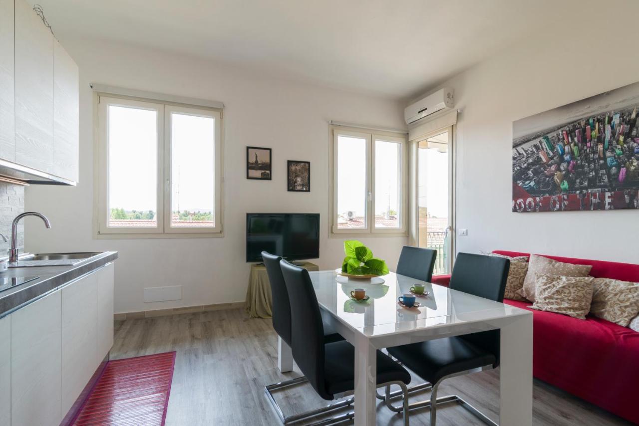 Visarno Arena Apartment フィレンツェ エクステリア 写真